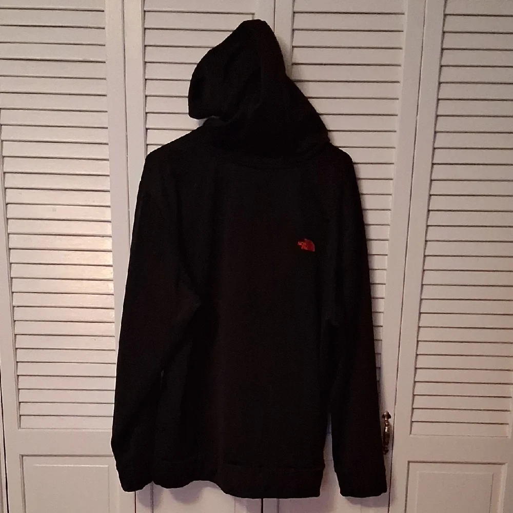 The North Face Black Sweatshirt with Red Graphic XXL - Picture 2 of 6